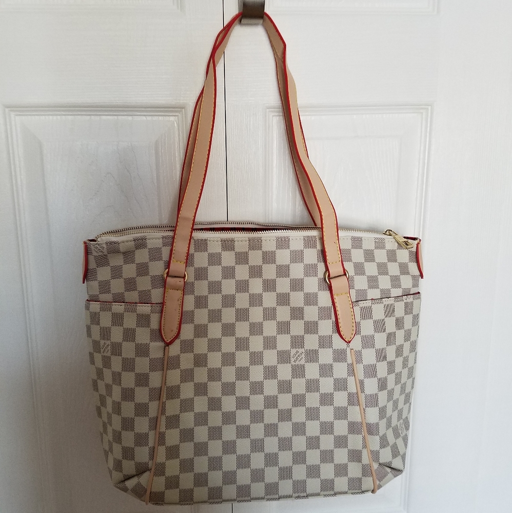 Designer want-to-be handbag